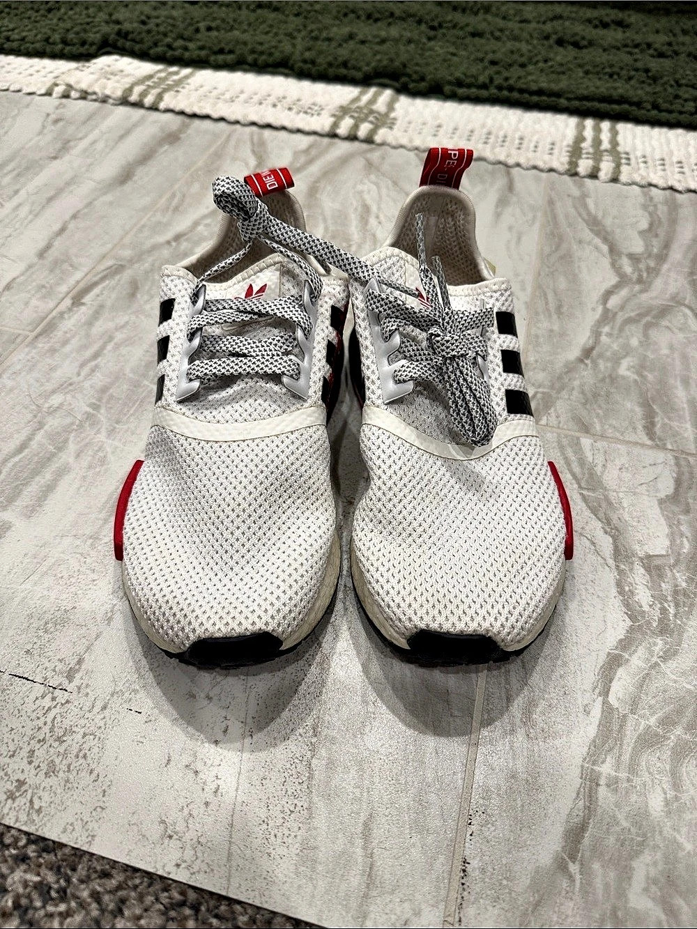 Unisex Adidas NMD R1 Sneakers White/Black/Red, size 5 (men’s)